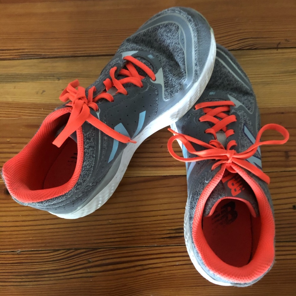 New Balance - Picture 2 of 2